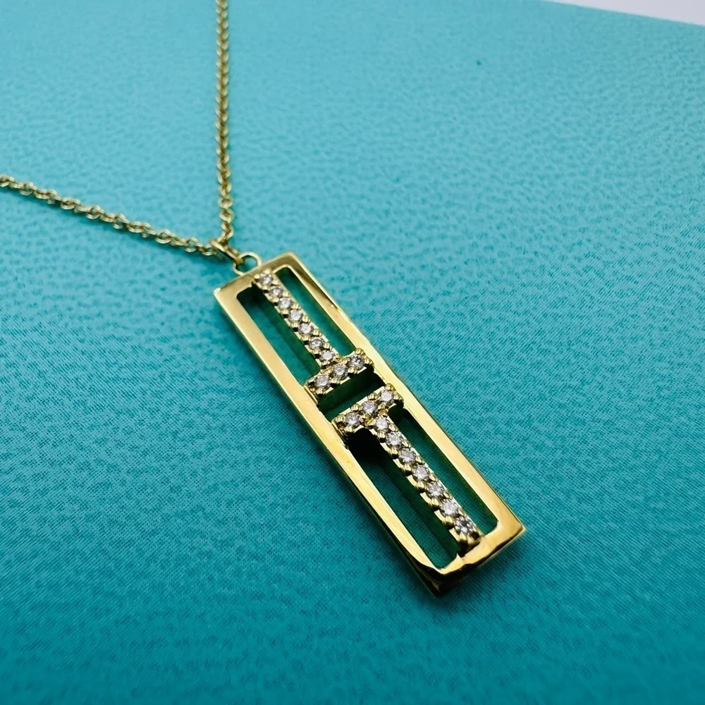 Tiffany & Co. 18K Yellow Gold Diamonds Vertical Bar Pendant Necklace 16”-18”